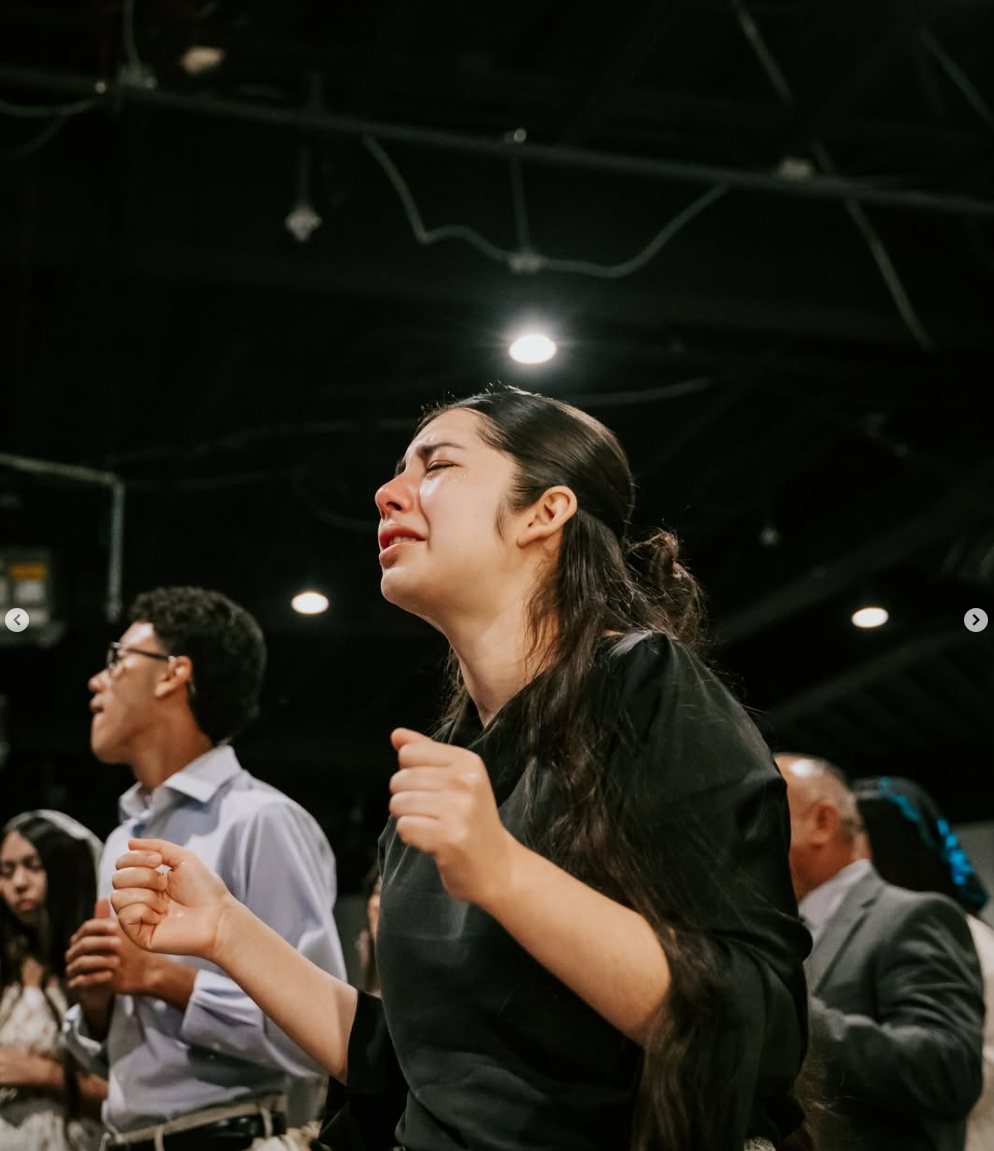 A heartfelt worship response at CLFC